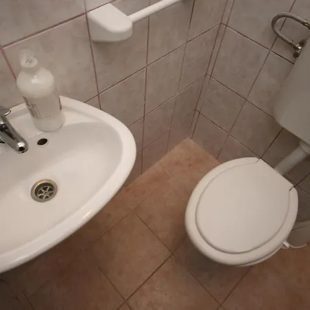 Appartement By The Sea Pag - 6413 *